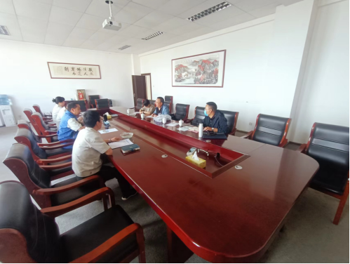 学校纪委书记申时燕率队赴国家级嵩明杨林经济技术开发区访企拓岗
